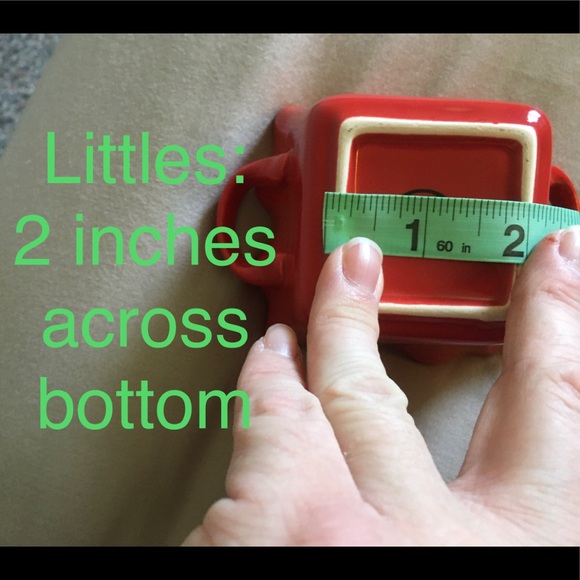 Scalloped Red Ramekins - Picture 7 of 9